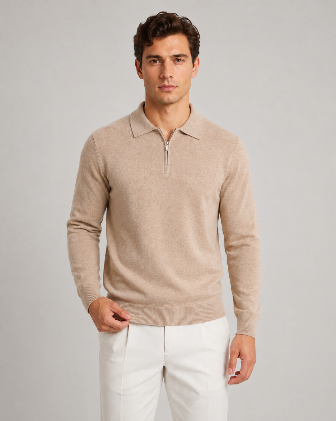 Męski sweter dzianinowy polo z zamkiem pod szyją. Elegancki i wygodny, idealny na jesień i zimę.