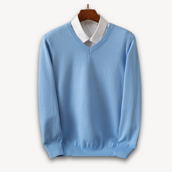 Męski sweter V-neck, dopasowany, elegancki. Gwarancja komfortu i stylu na lata.