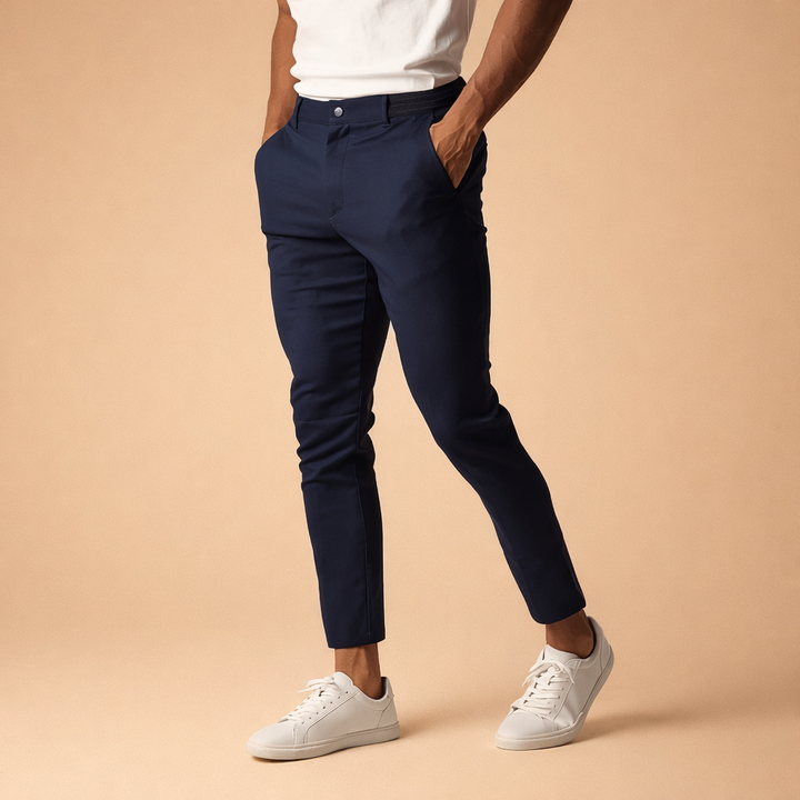 Męskie spodnie o dopasowanym kroju, nowoczesny fason. Idealne do tworzenia eleganckich i casualowych looków.