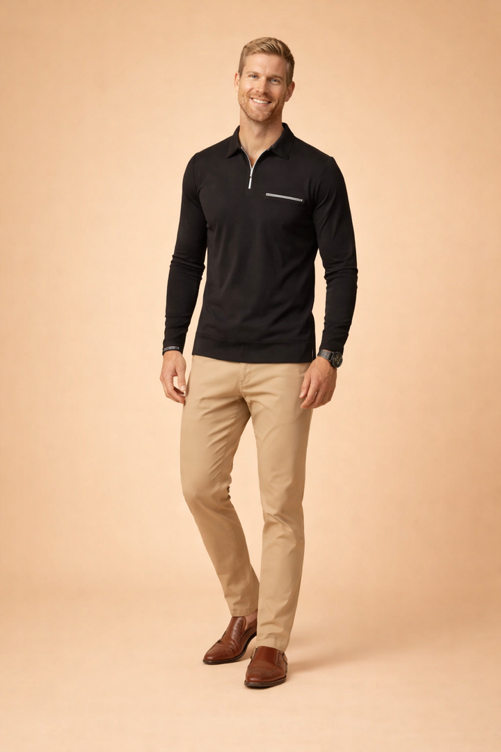 Komfortowa męska koszulka polo z długim rękawem, zapinana na zamek. Idealna na co dzień, moda męska smart casual.