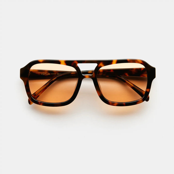 Czarne damskie okulary przeciwsłoneczne Celina z modnym wzorem leopard. Stylowa ochrona UV400 na lato.