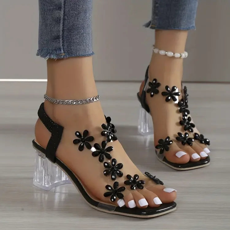 Para damskich czarnych czółenek ortopedycznych Melina. Eleganckie, oddychające buty z komfortowym designem.