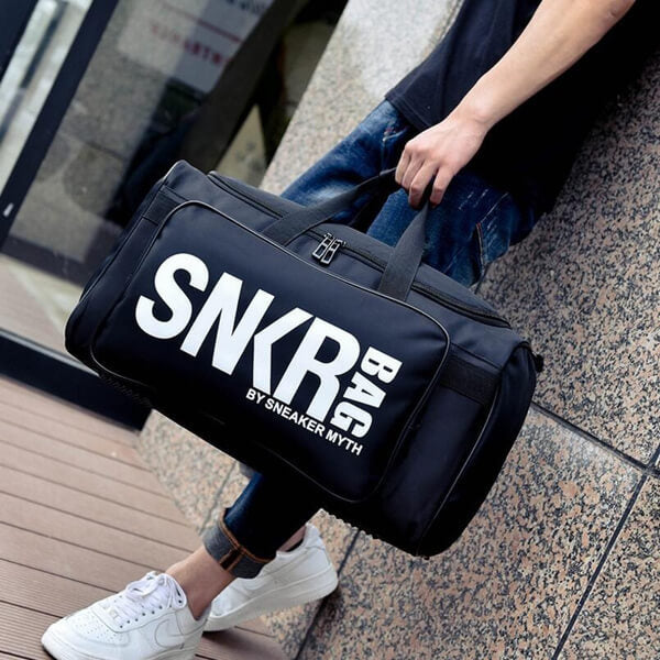 Unisex plecak podróżny wodoodporny na sneakersy i sprzęt sportowy, idealny do organizacji bagażu.