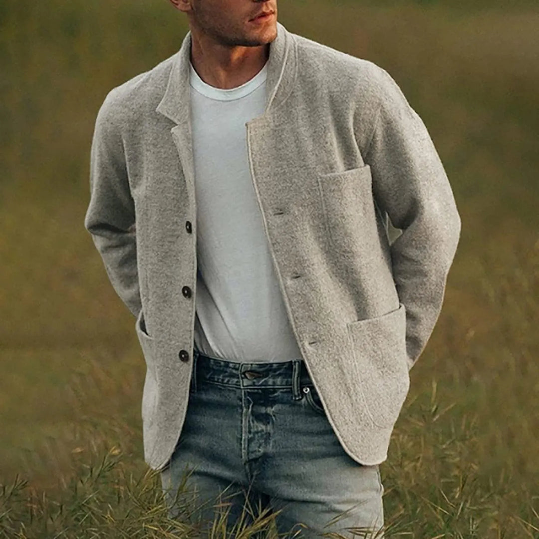 Męska marynarka casual Aiden. Elegancka, modna, komfortowa. Uniwersalna odzież smart casual na wiosnę i lato.