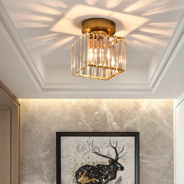 Detale kryształków nowoczesnej lampy sufitowej LED CrystalGlow, luksusowy design.
