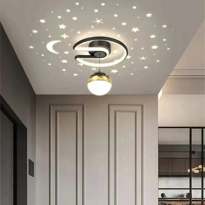 Designerski plafon sufitowy LED z efektem gwiaździstego nieba. Ściemniana lampa sufitowa do salonu.