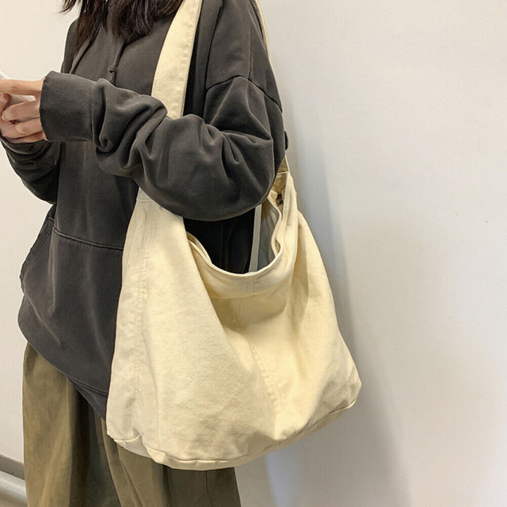 Stylowa torba na ramię Noa. Beżowa torebka damska, idealny dodatek do codziennych i modnych outfitów.