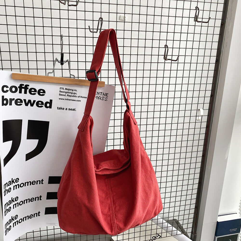 Funkcjonalna torba Noa. Damska torebka na ramię z wieloma przegródkami, idealna dla aktywnej kobiety.