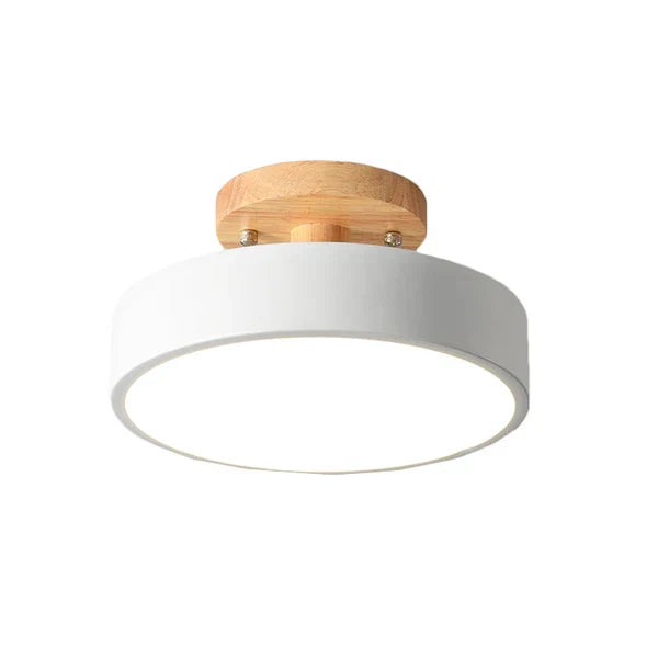 Biała skandynawska lampa sufitowa LED NordWood, minimalistyczna, nowoczesne oświetlenie do domu.