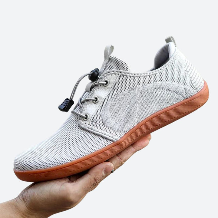 Męskie buty sportowe letnie, wyjątkowo wygodne i przewiewne. Idealne na upalne dni do miasta i aktywnego wypoczynku.