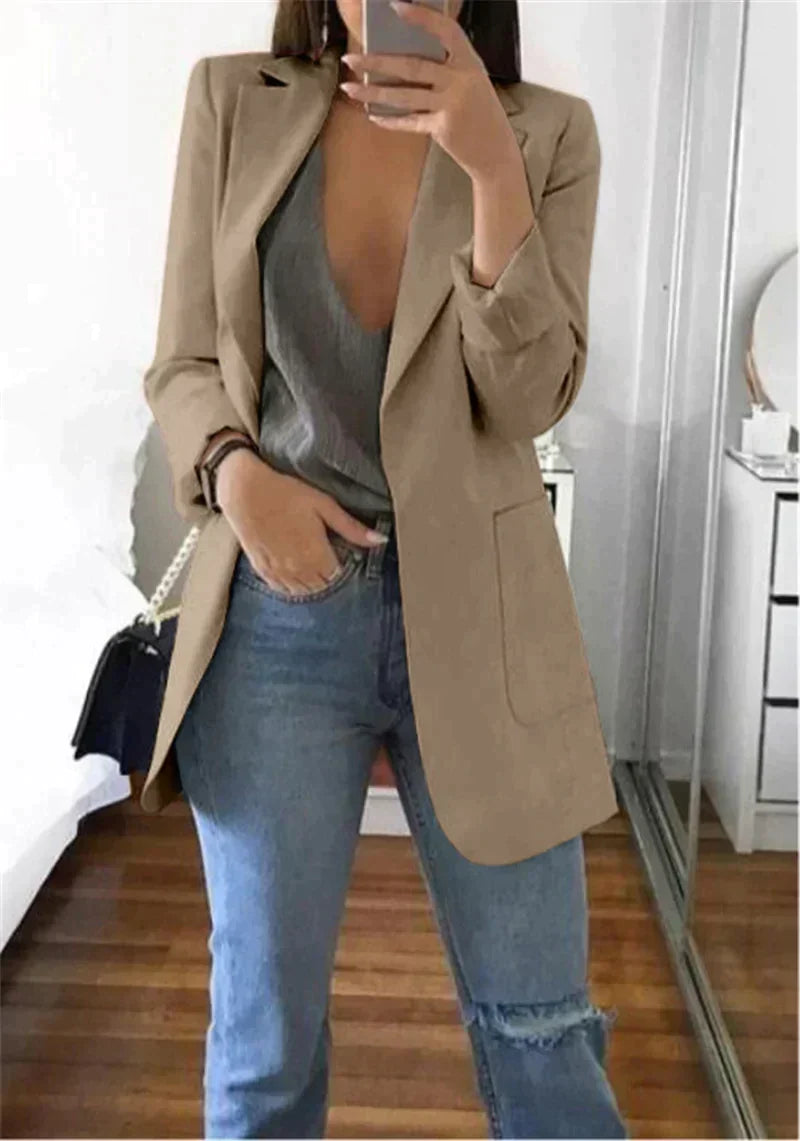 Modna damska marynarka Serena, stylowy blazer, który doda charakteru każdej stylizacji.