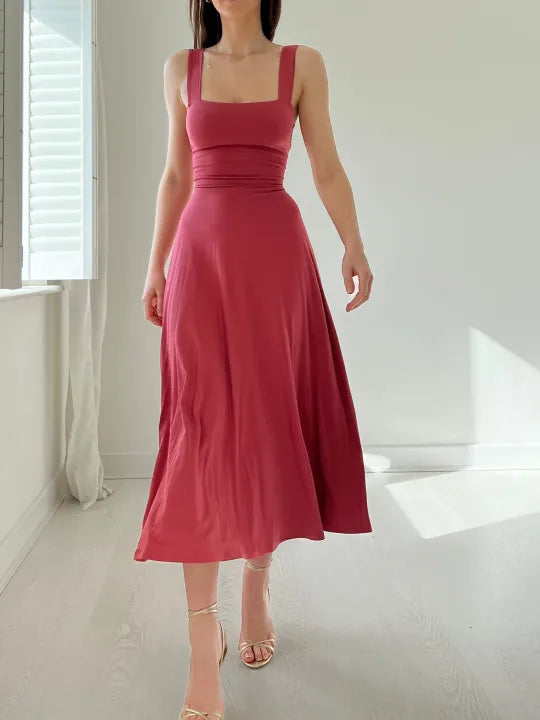 Klasyczna sukienka damska Florentine midi, esencja letniej elegancji.