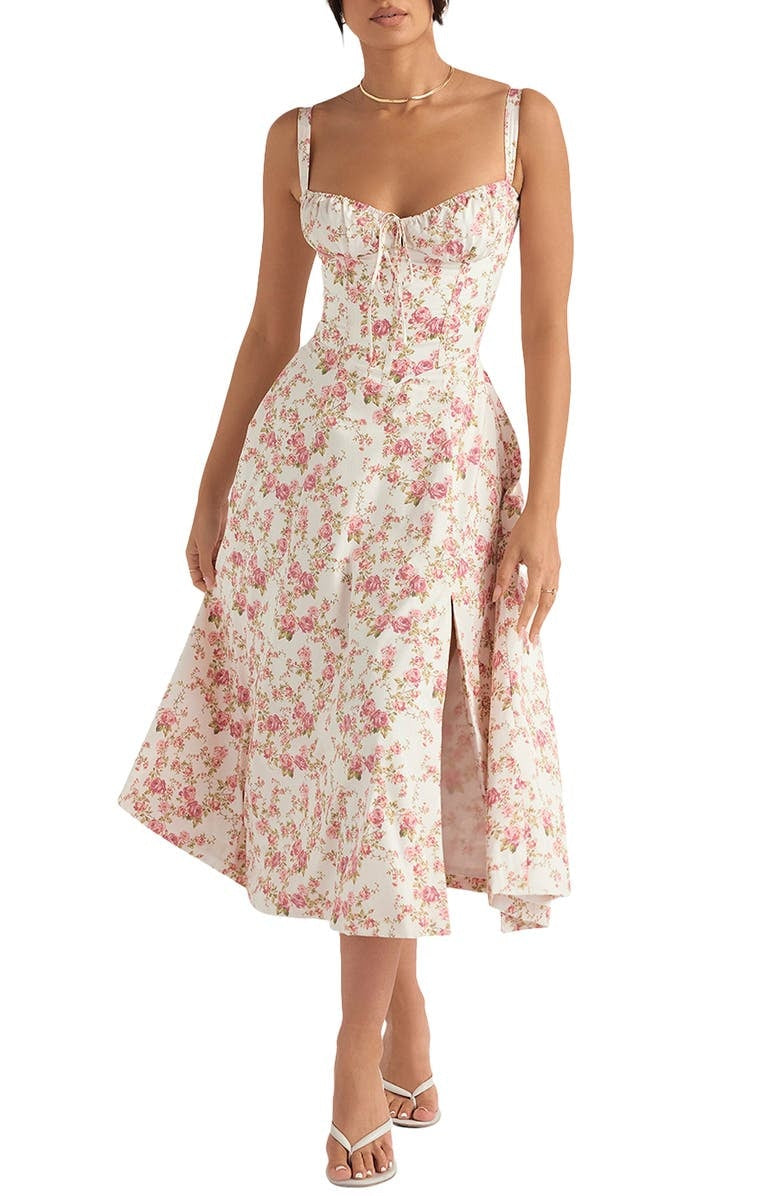 Elegancka sukienka damska, letnia, bustier, z pasem modelującym, dekolt serce, na upalne dni.