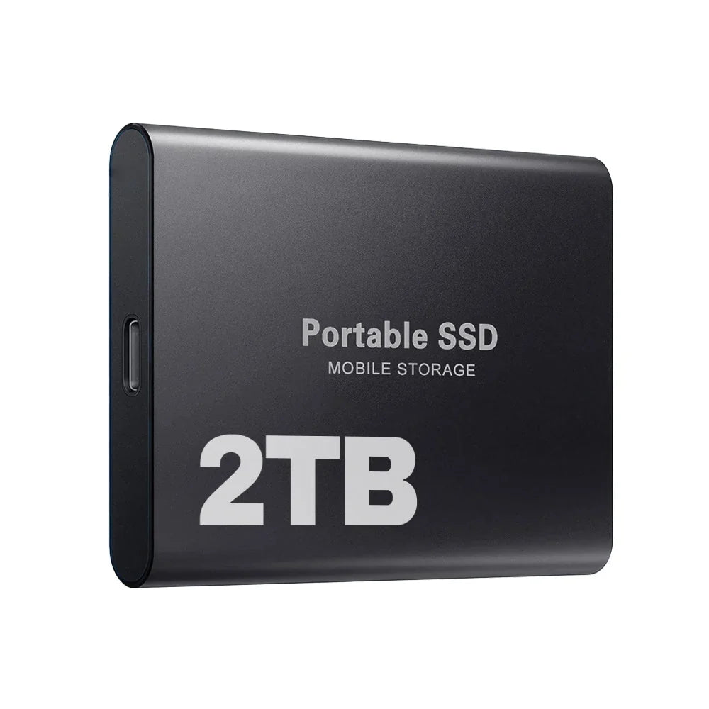 Ultraszybki dysk SSD 2TB z portem USB-C, zapewniający błyskawiczny transfer danych dla profesjonalistów.