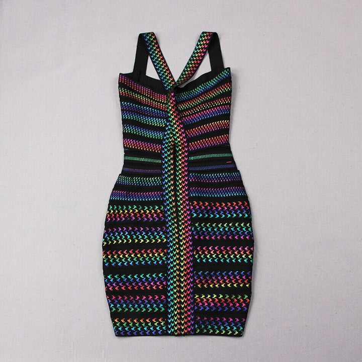 Letnia sukienka bodycon bezrękawnik, krótka, z dekoltem U i modnymi paskami.