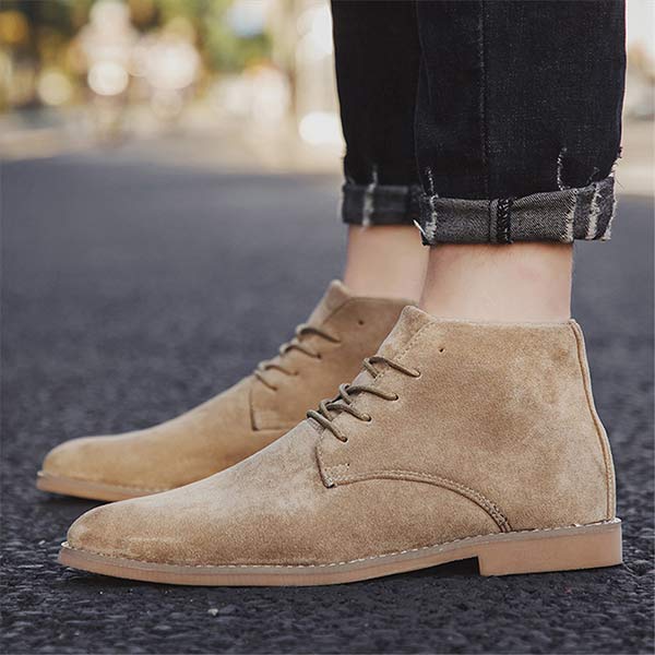 Wszechstronne męskie półbuty UrbanStride Classic ze sznurówkami. Idealne do casualowych i smart-casualowych zestawów.