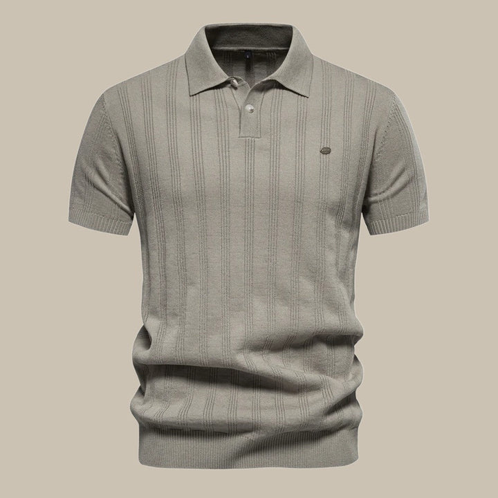 Uniwersalna męska koszulka polo z fakturą. Idealna na eleganckie spotkania, do biura i casualowych stylizacji.