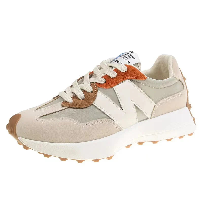 Multikolorowe damskie buty sportowe, sneakersy na co dzień z wygodną podeszwą, doskonałe do casualowych stylizacji.
