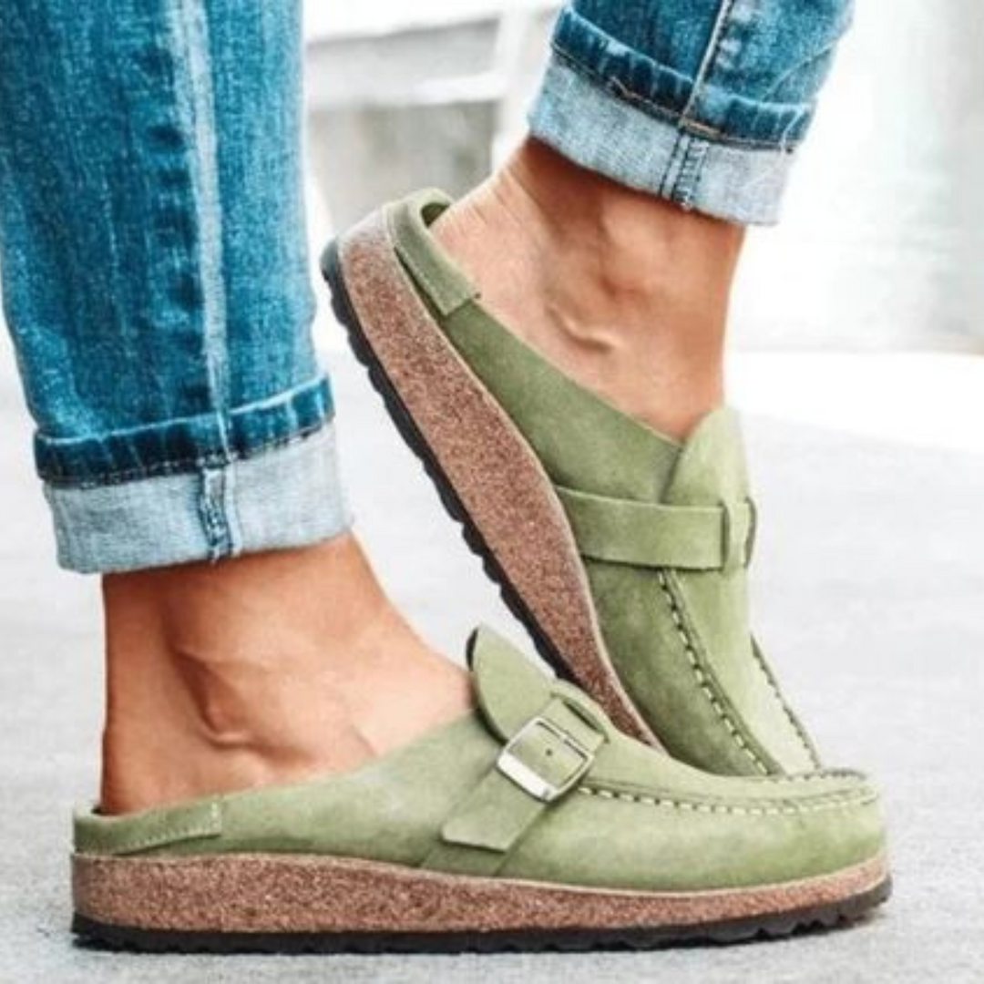 Komfortowe klapki retro Noelia unisex, idealne obuwie codzienne na lato. Stylowe i wygodne.